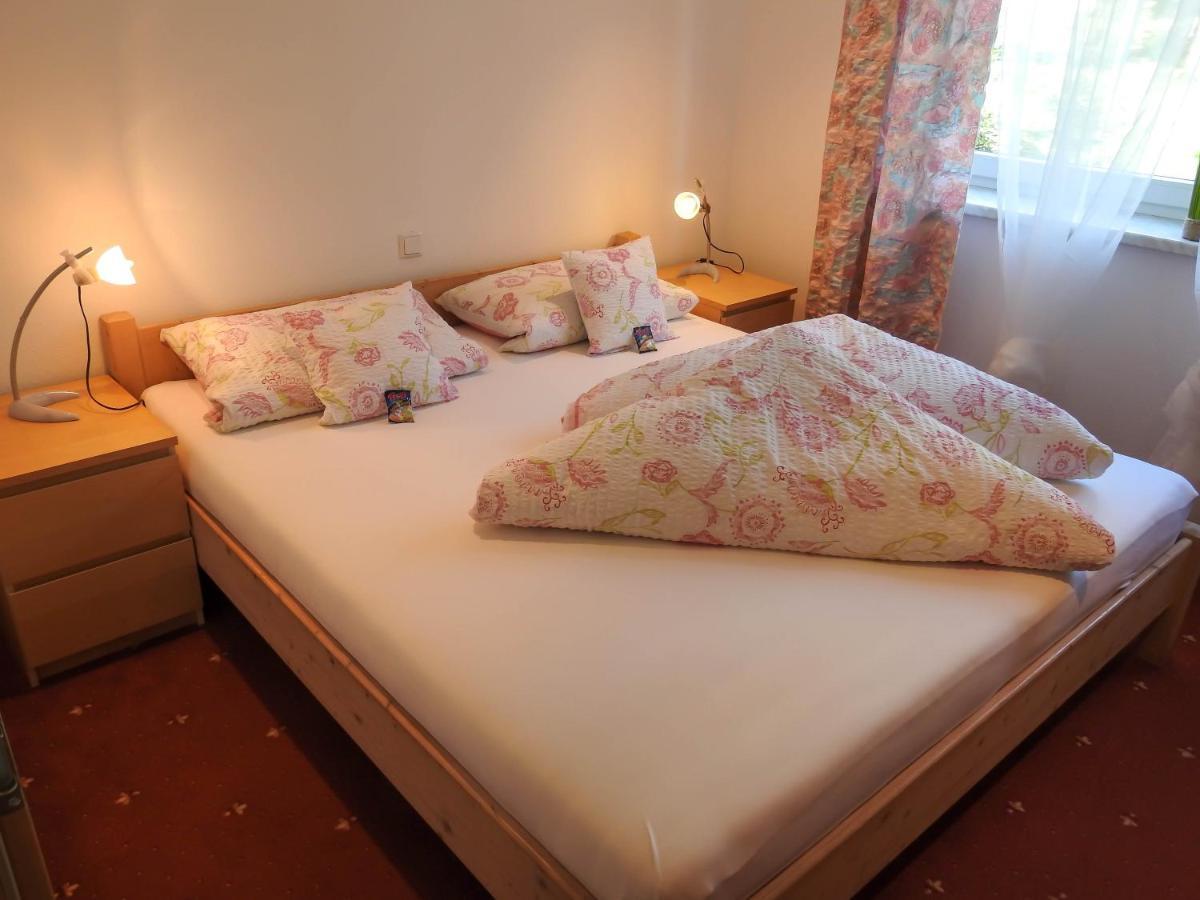 Ferienwohnung Julia Brixen im Thale Buitenkant foto
