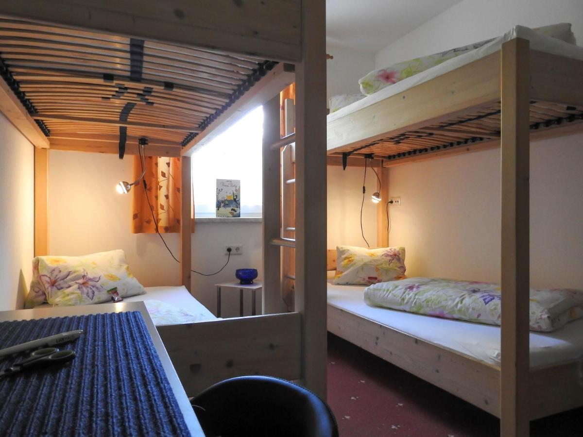 Ferienwohnung Julia Brixen im Thale Buitenkant foto